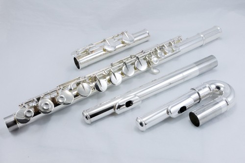 Pearl アルトフルート PFA-201 ケース付き Pearl Alto Flute > Carolyn Nussbaum Music Company